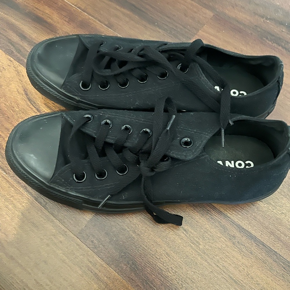 Women 7 Converse